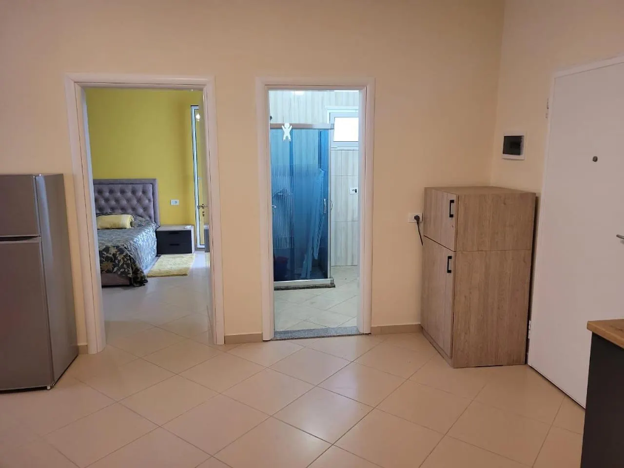 Durres Holiday Apartment - 085 Albania