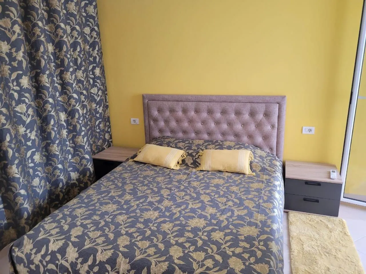 Durres Holiday Apartment - 085