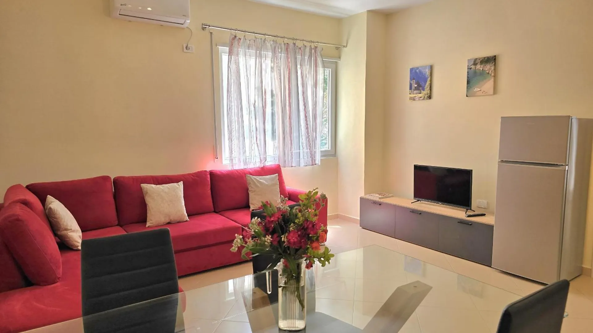 Durres Holiday Apartment - 085 알바니아