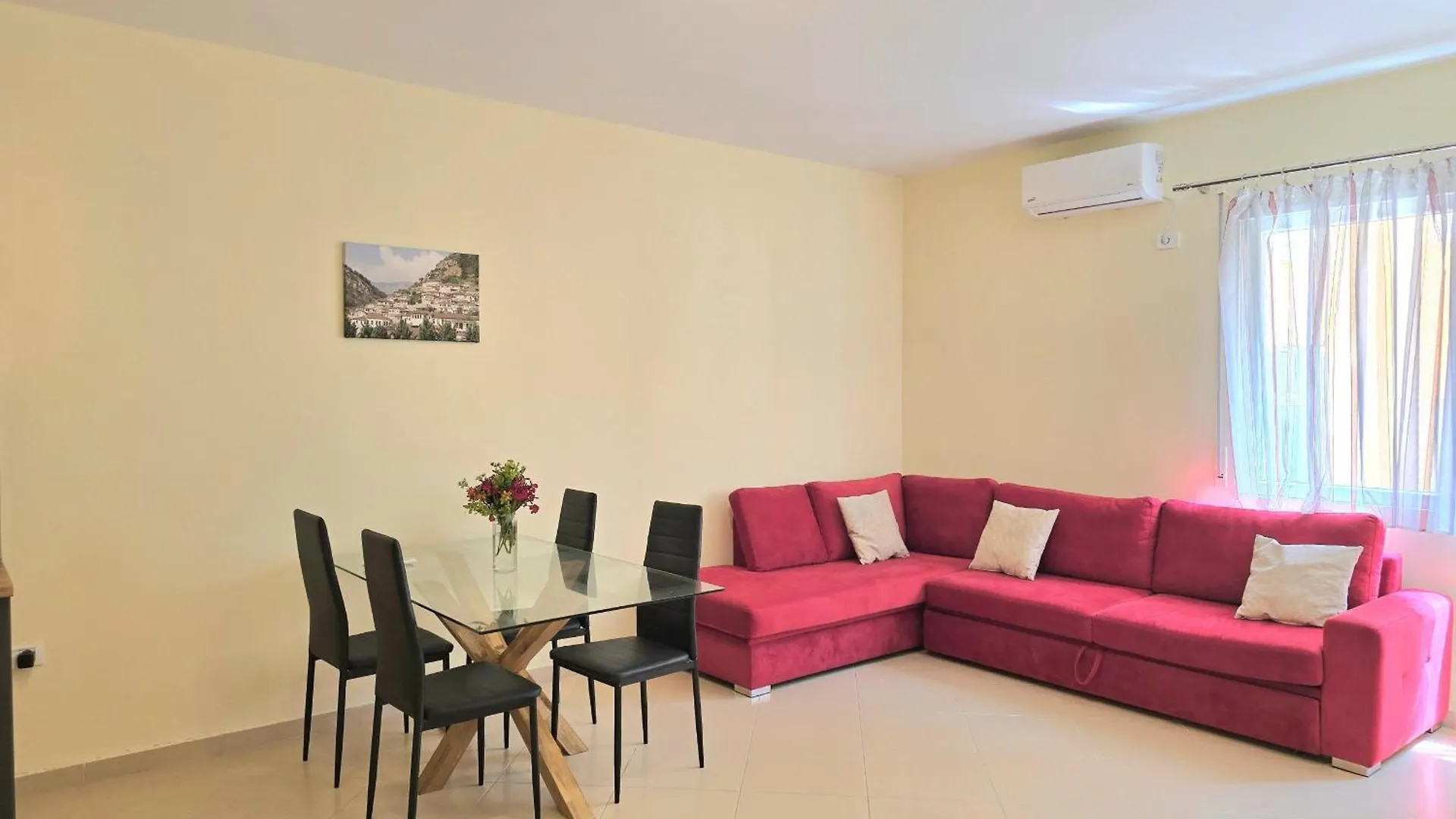 Durres Holiday Apartment - 085