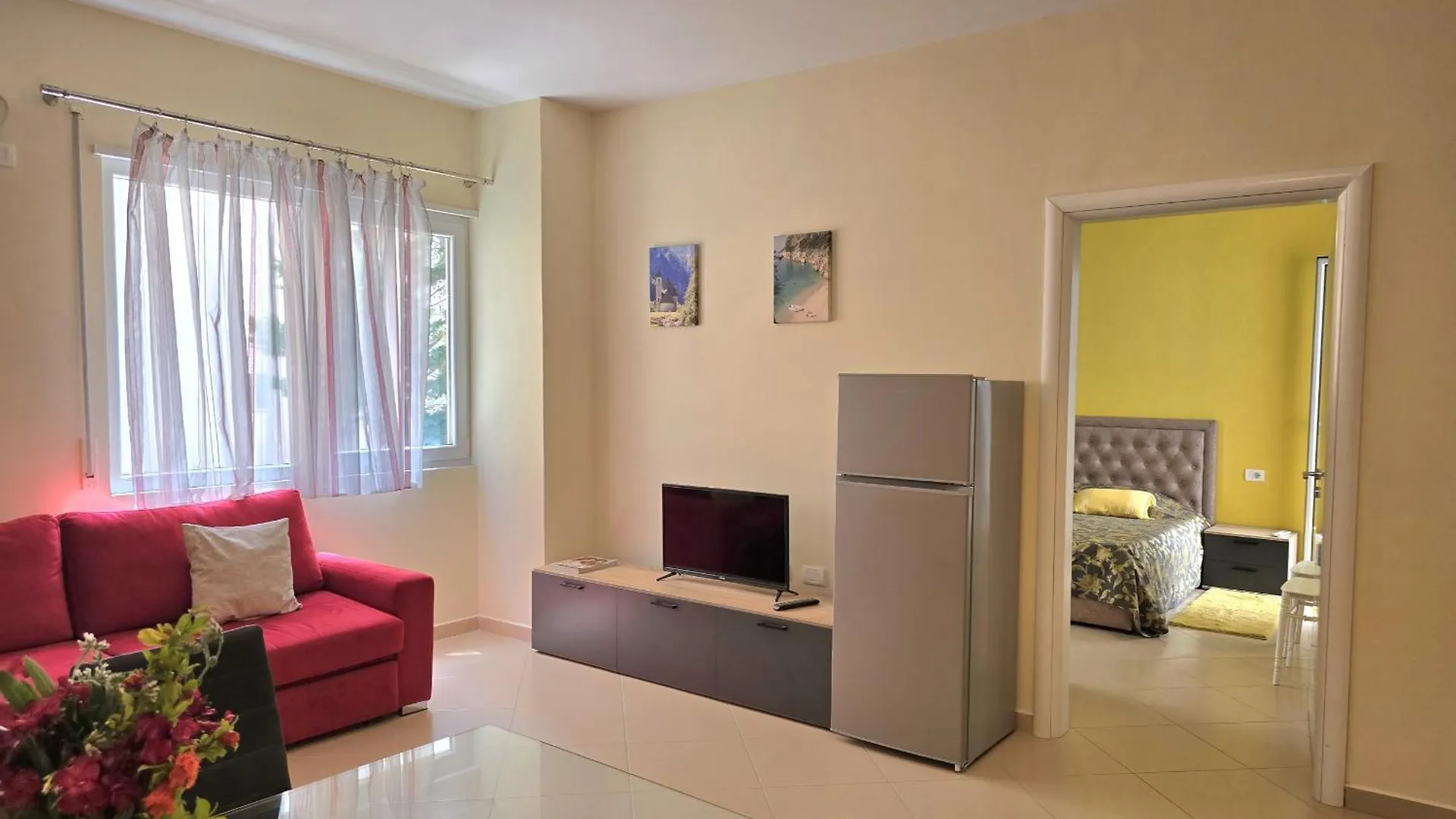 Durres Holiday Apartment - 085